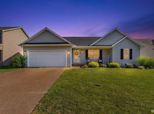 10614 Tecumseh Dr, Newburgh, IN 47630