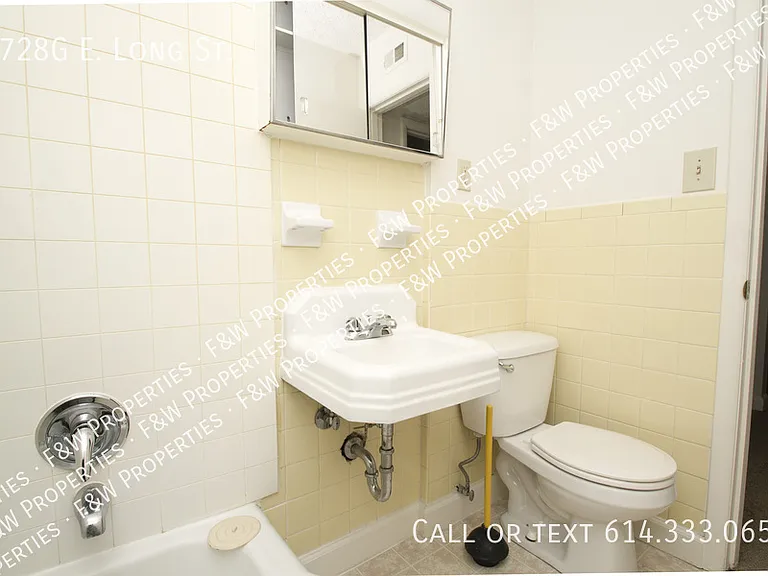 1728G E Long St — Photo 13