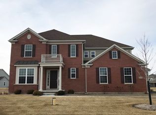 27377 W Meadow Rose Ct, Lake Barrington, IL 60010