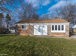 202 Indianwood Blvd, Park Forest, IL