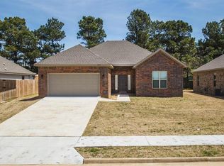 3255 Chelsey Ln, Springdale, AR 72764