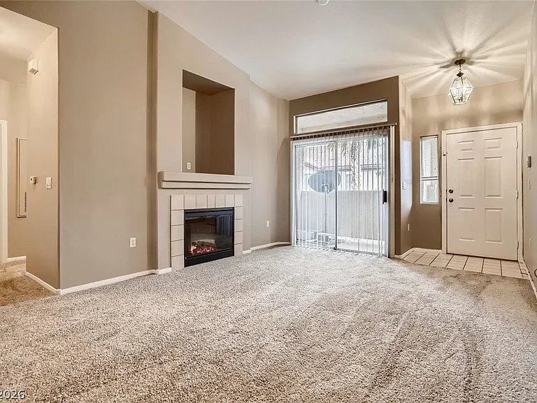 22 Bloomfield Hills Dr — Photo 5