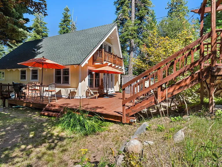 320 Kimberly Dr — Photo 5