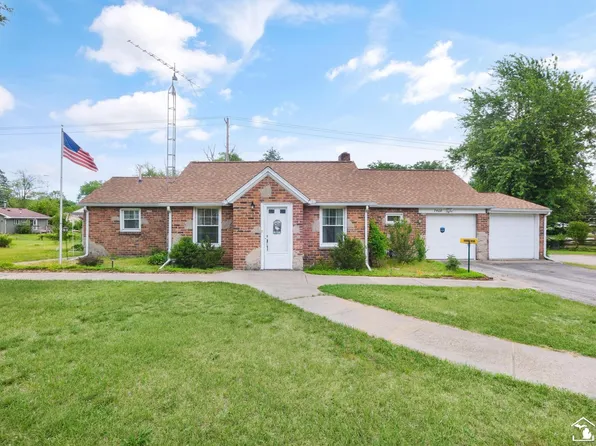 7408 Monroe Rd, Lambertville, MI 48144