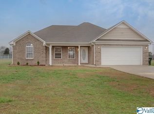 110 Bullard Rd, Hazel Green, AL 35750