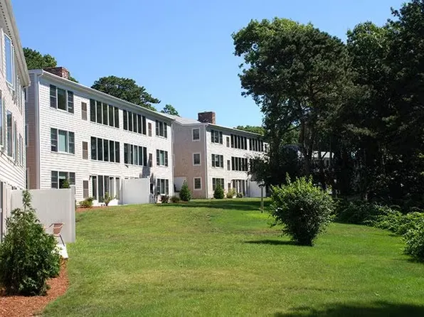 Lily Pond Apartments, 80 Country Club Dr #9f5575a61, South Yarmouth, MA 02664