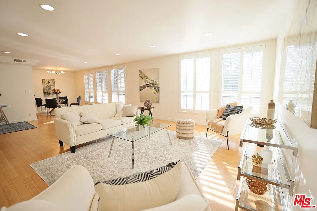 2 bed, 2.0 bath, 1230 sqft, $3,600 — Photo 1
