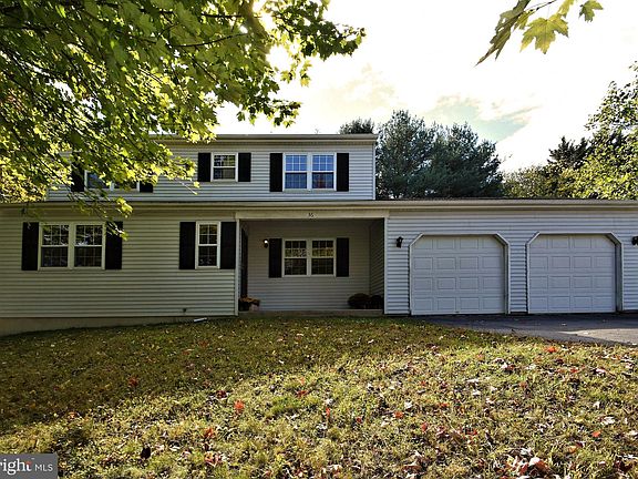 2nd image of 36 Lamberts Ln