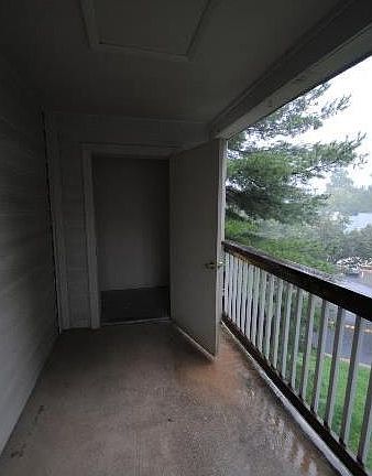 3rd image of 12153 Penderview Ln APT 2032