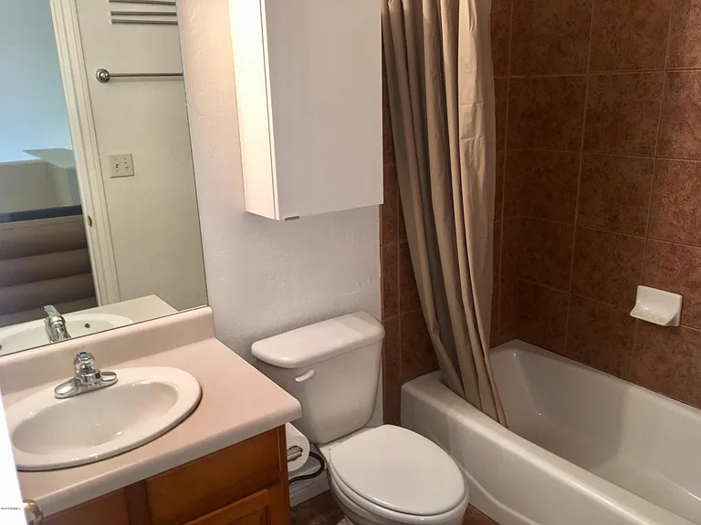 1299 E Makayla Way — Photo 14