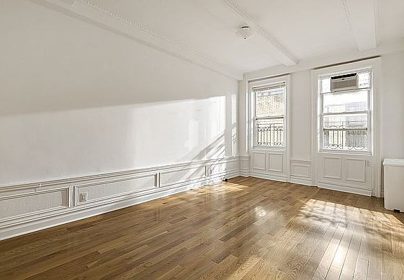 3rd image of 203 W 81st St APT 1C