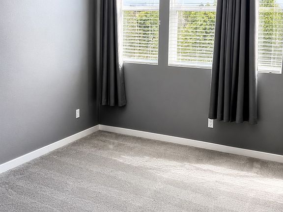 5th image of 3901 Eagle Rock Blvd