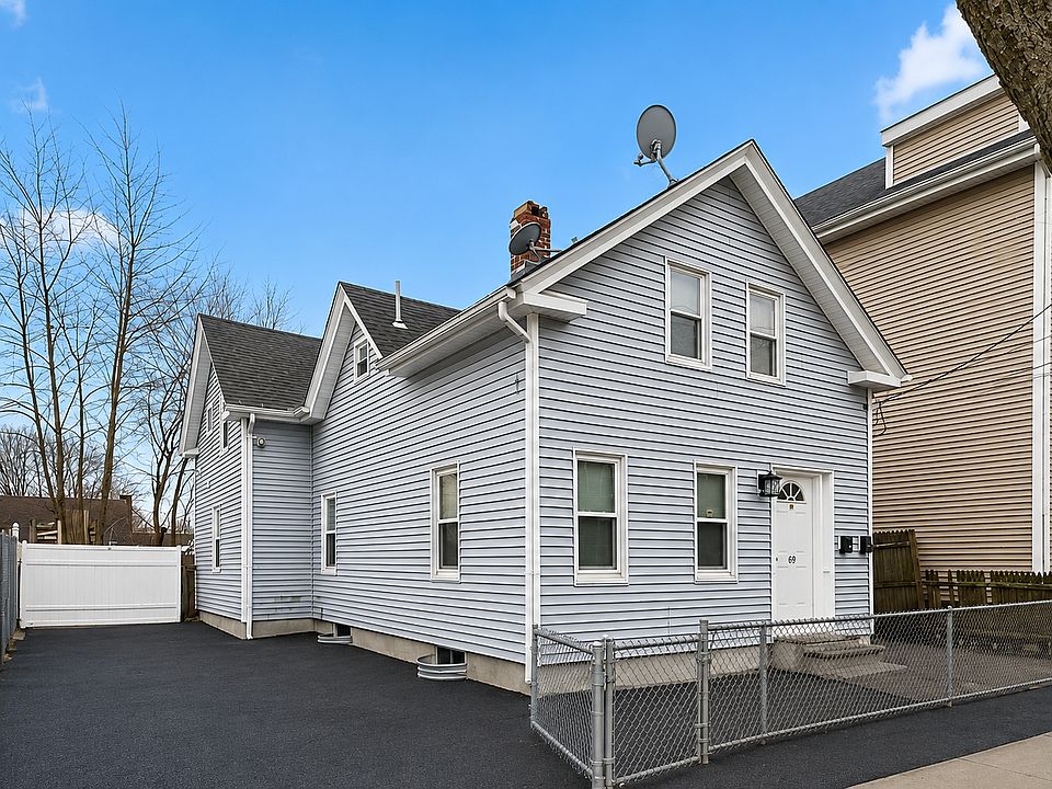 1st image of 69 Mowry St #2