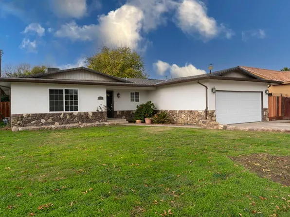 515 N Santa Venetia St, Los Banos, CA 93635