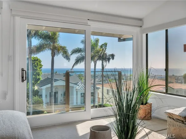 857 6th St, Manhattan Beach, CA 90266