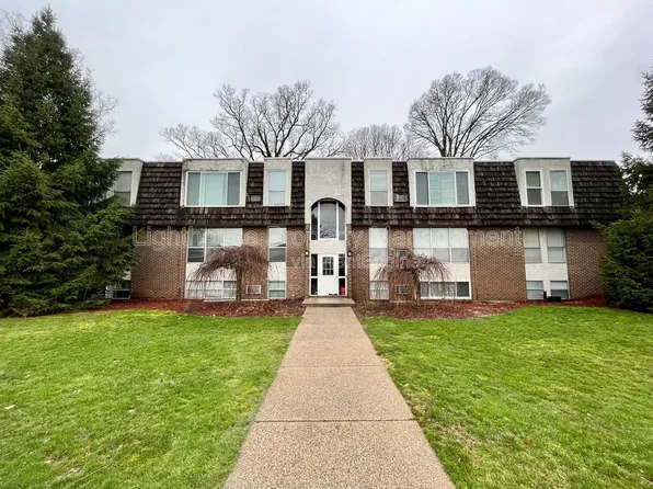 1326 Leonard St NW APT 14, Grand Rapids, MI 49504