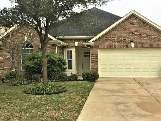 19014 Golden Heath Ln