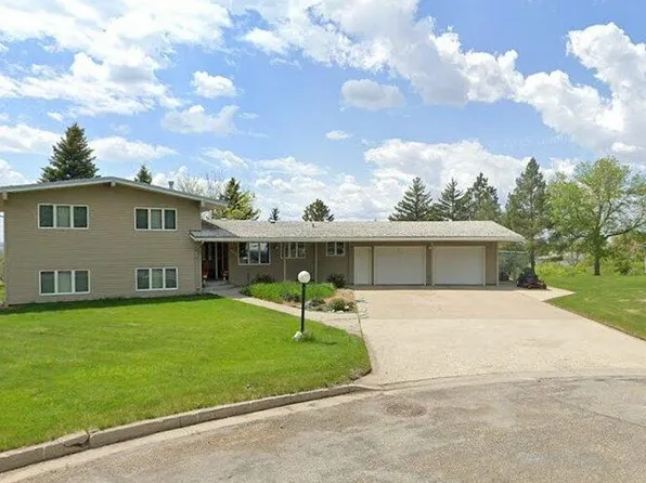 225 Coulee Dr, Washburn, ND 58577