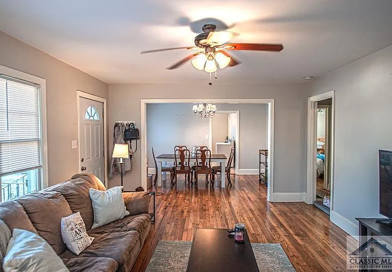 129 Westover Dr — Photo 3