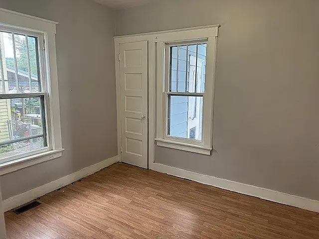 11 Mason Ave #1 — Photo 6