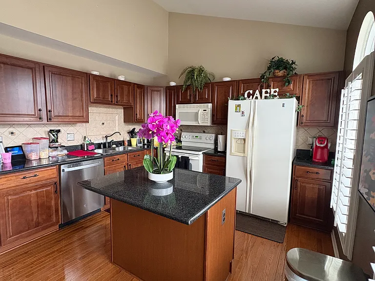 763 Paint Creek Dr — Photo 9