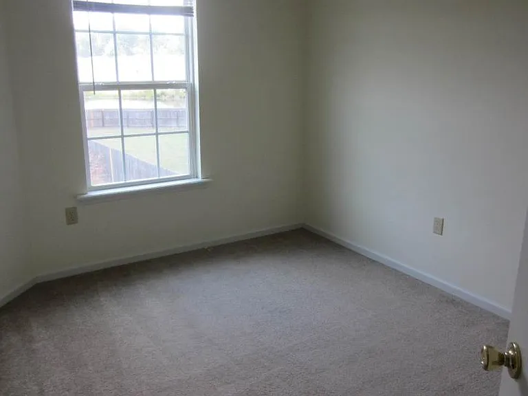 2209A Chattooga Dr — Photo 6