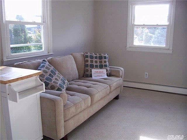 2nd image of 76 Bayview Ave APT B