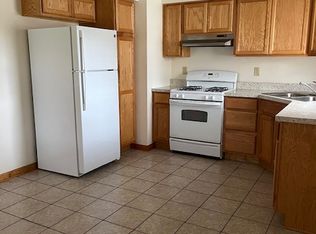 125 N Lawrence St, Hobart, IN 46342