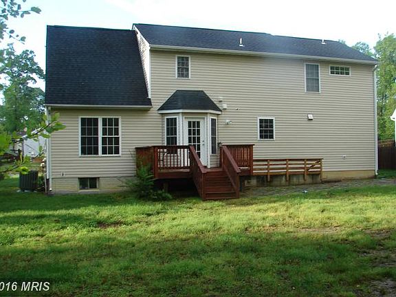Exterior (Rear)