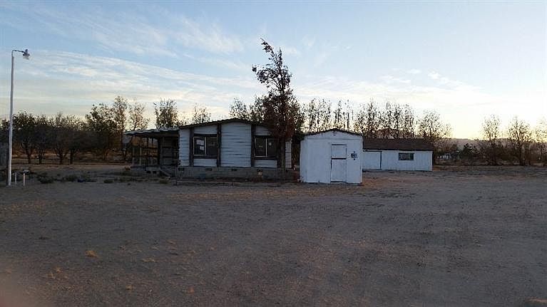 1st image of 42677 Bedford Dr