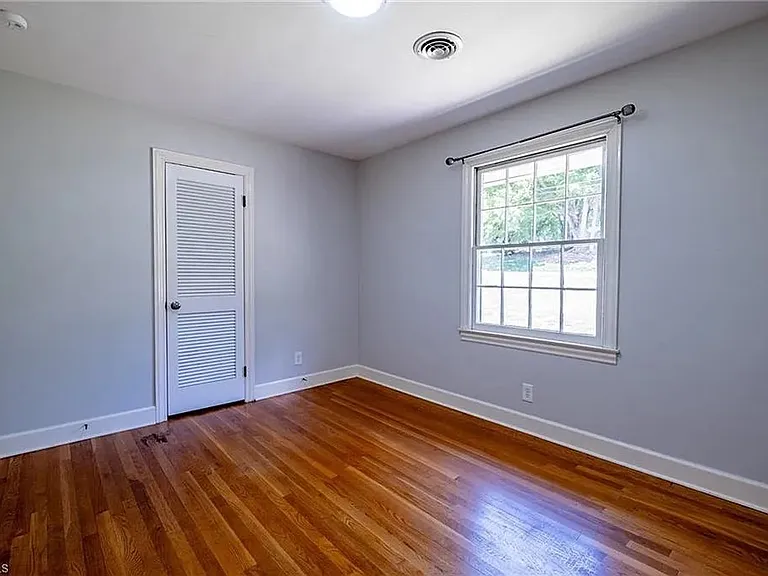 3230 Kinnamon Rd — Photo 11