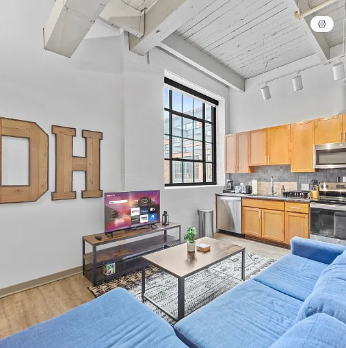 2125 Superior Ave E #205 — Photo 3