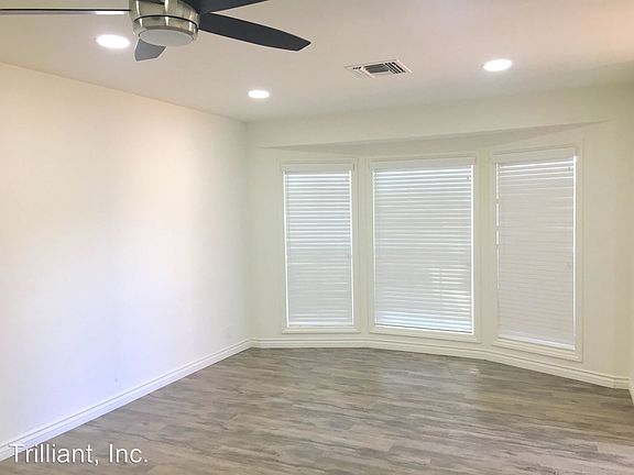 4th image of 16247 E Bellbrook St