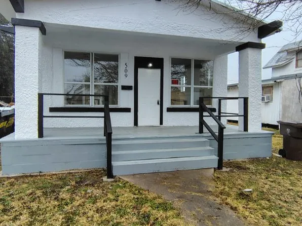 509 E Johnston Ave, Kingsville, TX 78363