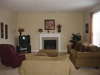 2nd image of 5304 Oakcrest Ct