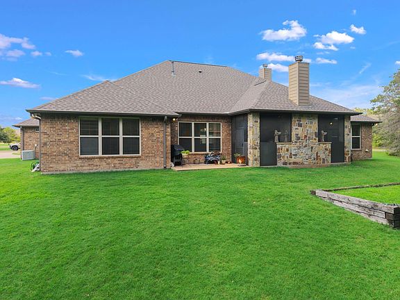 4th image of 4698 River Valley Dr