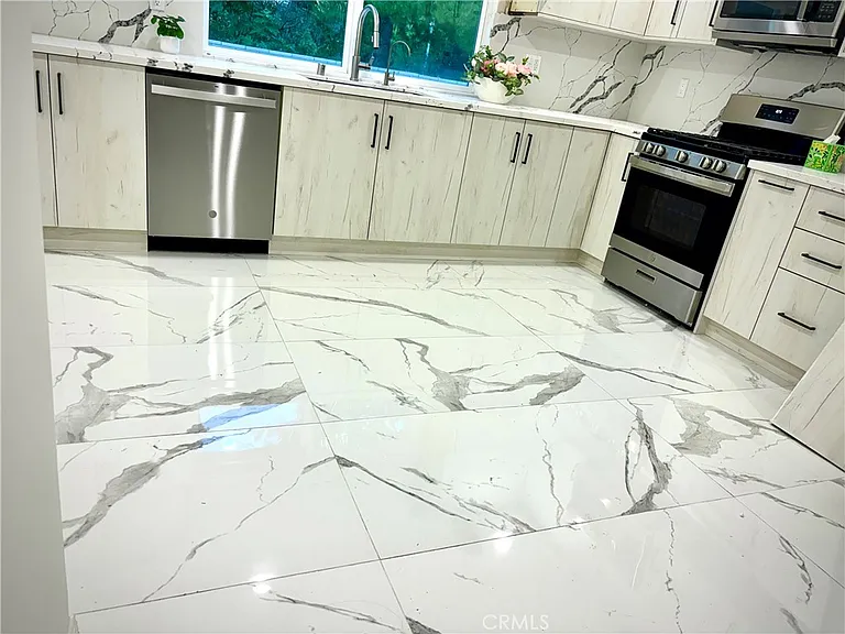 11774 Doral Ave — Photo 30