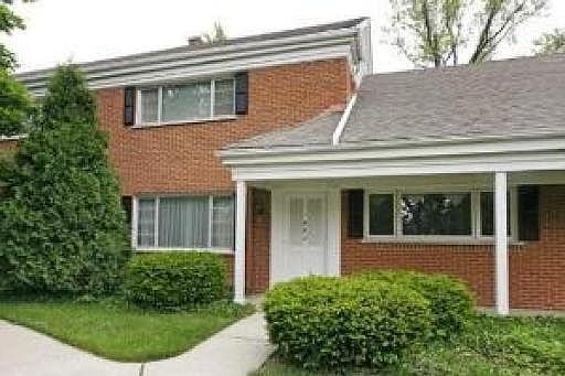 1st image of 1002 Chanticleer Ln #1002