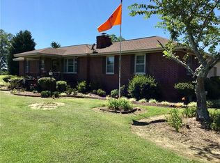 209 Locke Rd, Belton, SC 29627