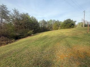 1926 Greenbriar Rd, Monticello, KY 42633
