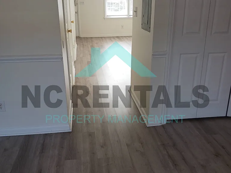 100 Kristin Dr #C5 — Photo 6