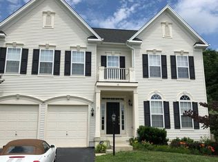 16 Garnet Way, Fredericksburg, VA 22405