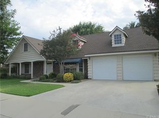 5563 Peacock Ln, Riverside, CA 92505