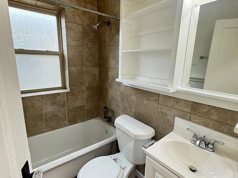 2249 Delaware Ave #C5 — Photo 9