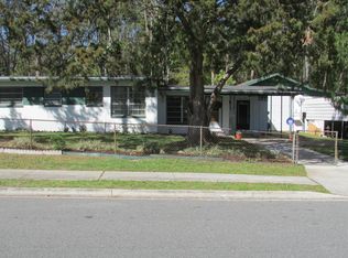 2104 Monteau Dr, Jacksonville, FL 32210