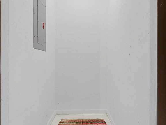 4th image of 1005 Indian Wells Ct. #1005