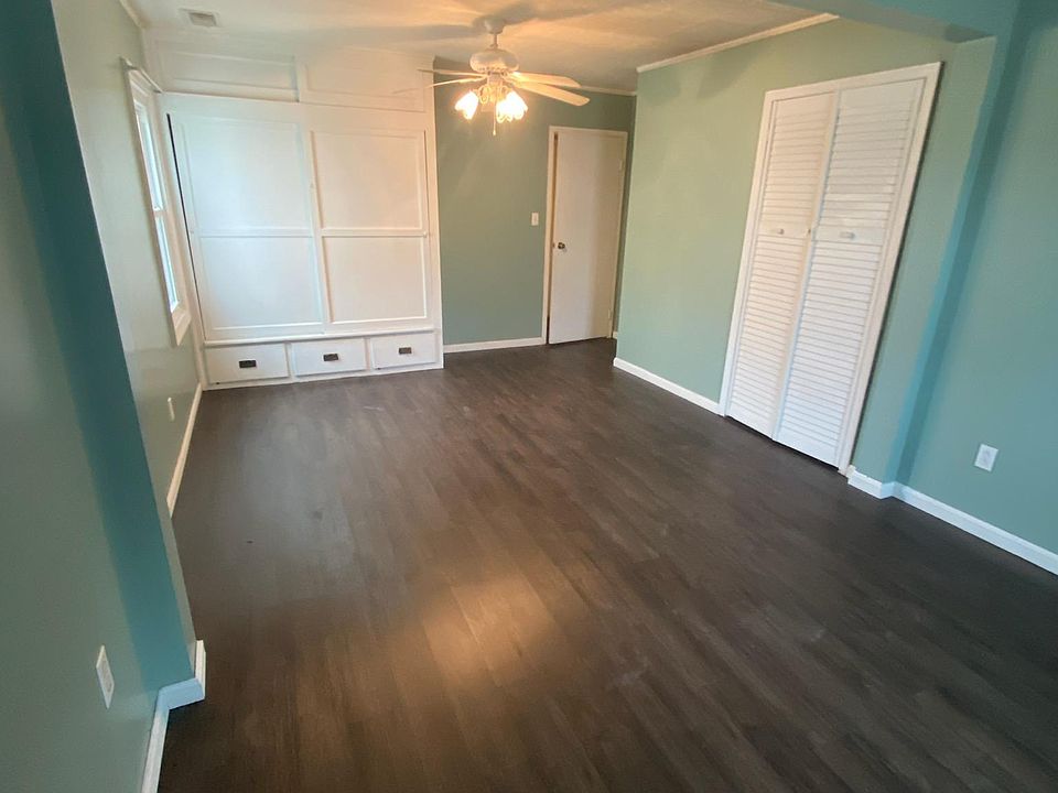 2nd image of 354 Stanford St