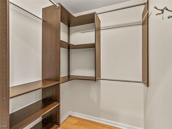4th image of 1450 W 48th St