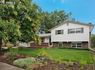 2955 El Capitan Dr, Colorado Springs, CO 80918