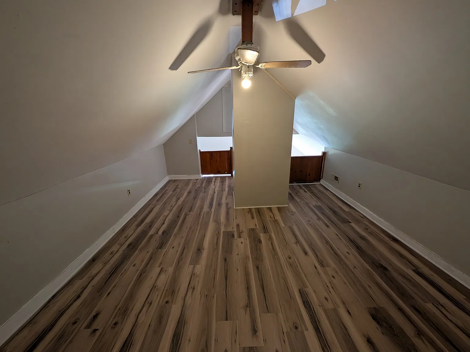 7706 Elton Ave. Cleveland, OH 44012 - 2 — Photo 3